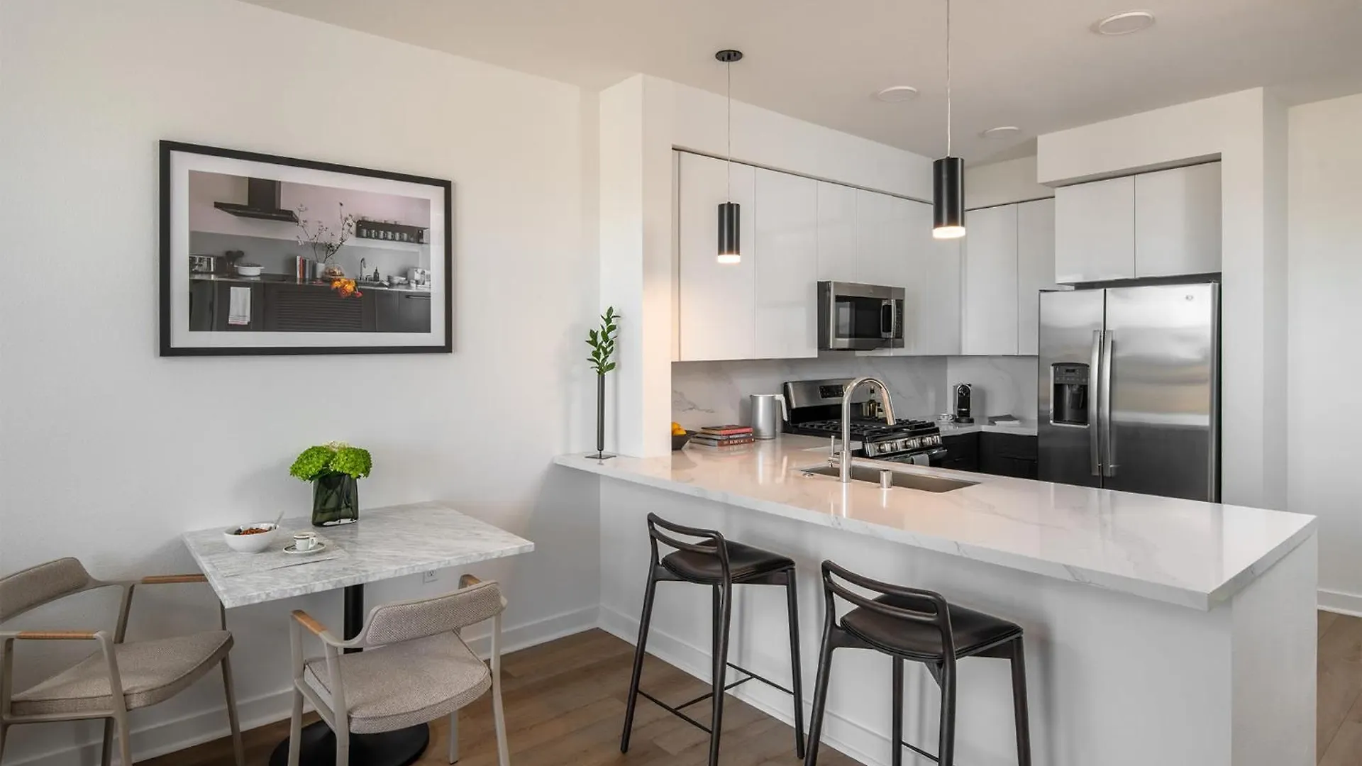 1 Bedroom Luxury Ariva Apartment Las Vegas